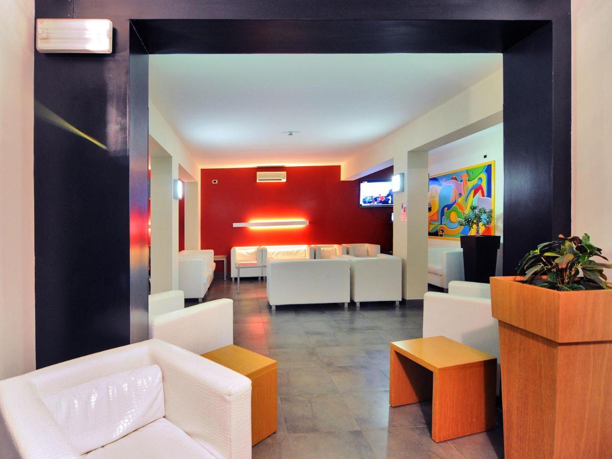 Hotel Nederland Caorle Extérieur photo