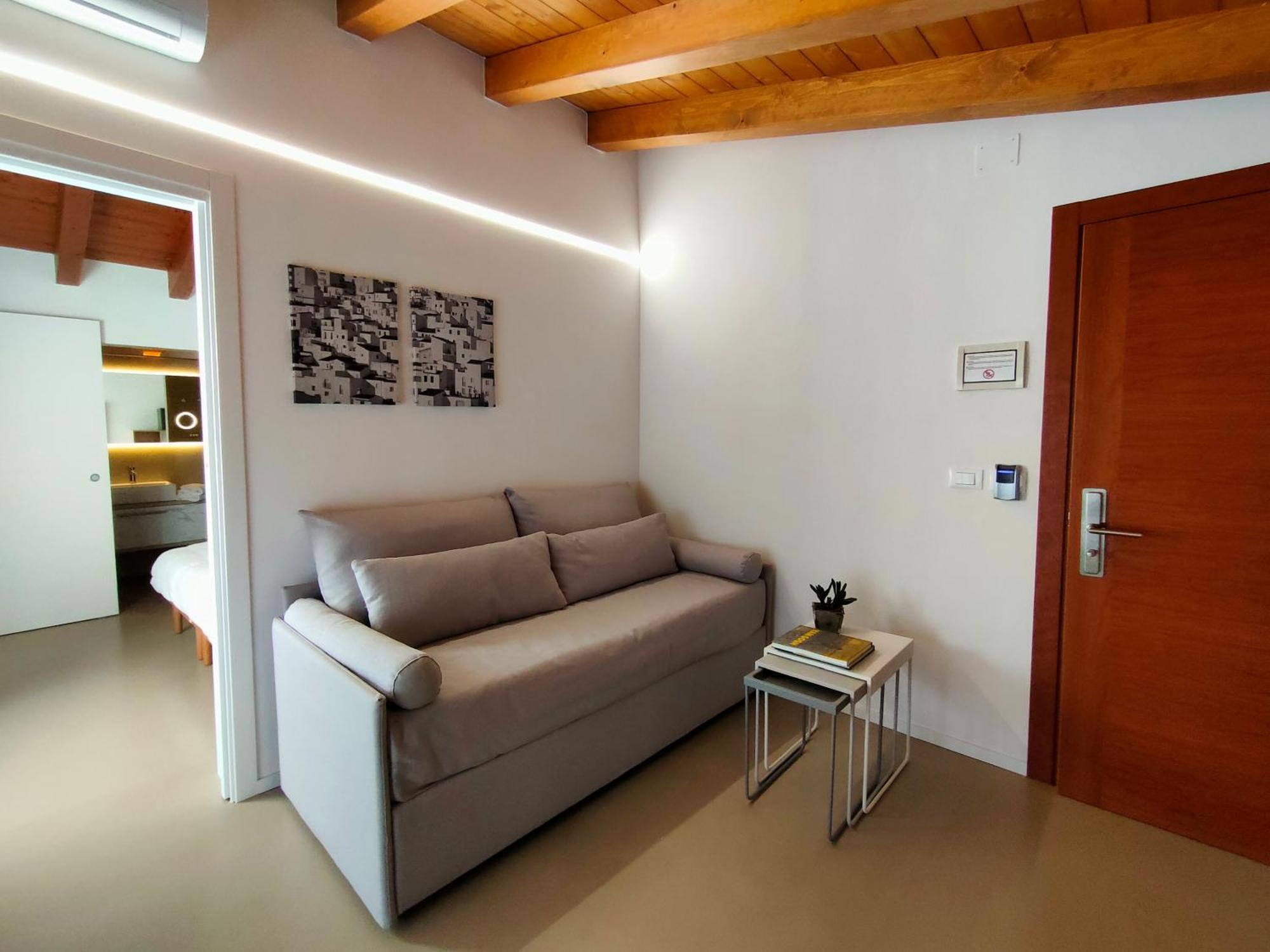 Hotel Nederland Caorle Extérieur photo